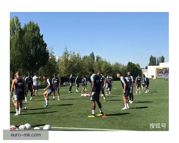 巴特列巴萨女足边路全面发挥攻防兼备实力分析