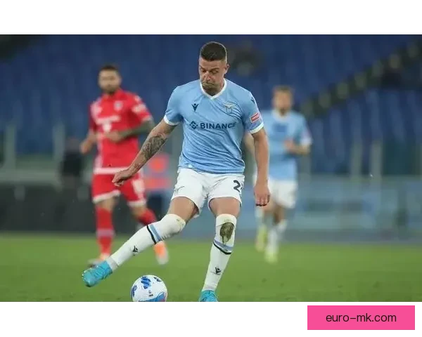 米林科维奇萨维奇为都灵守门之主展现全新防线领导力